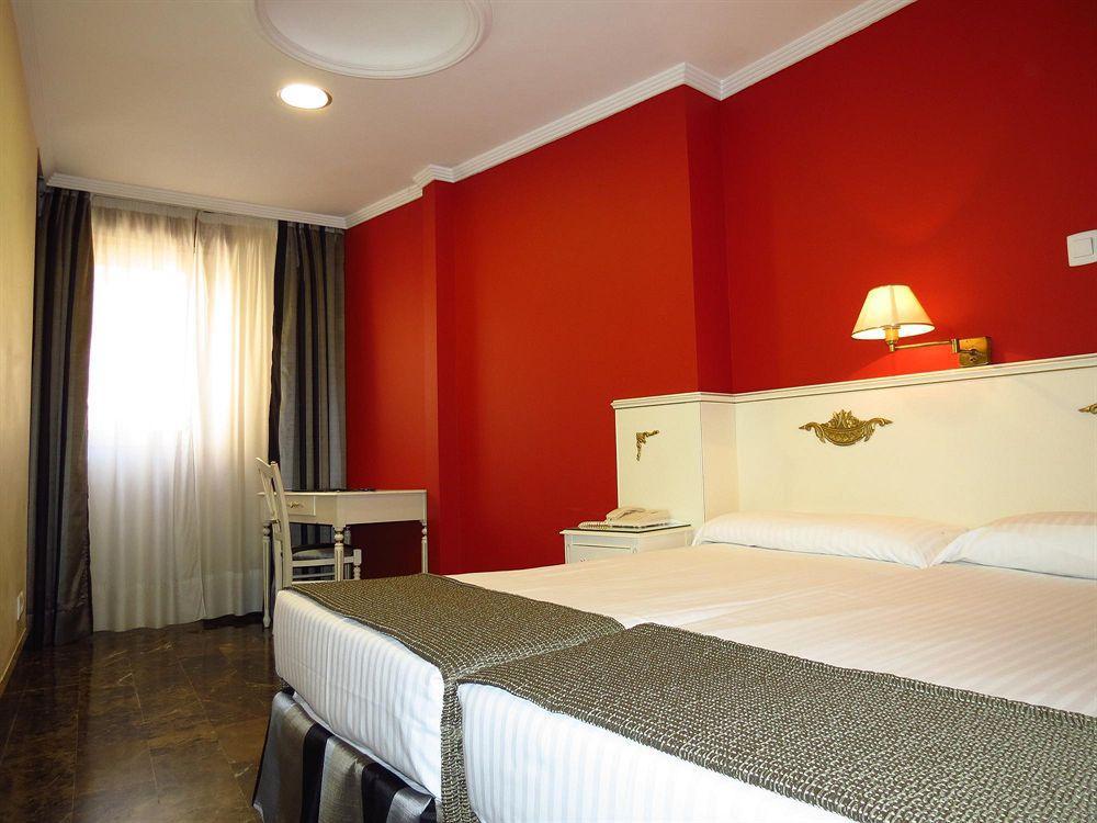 וייאדוליד Hotel Boutique Catedral חדר תמונה