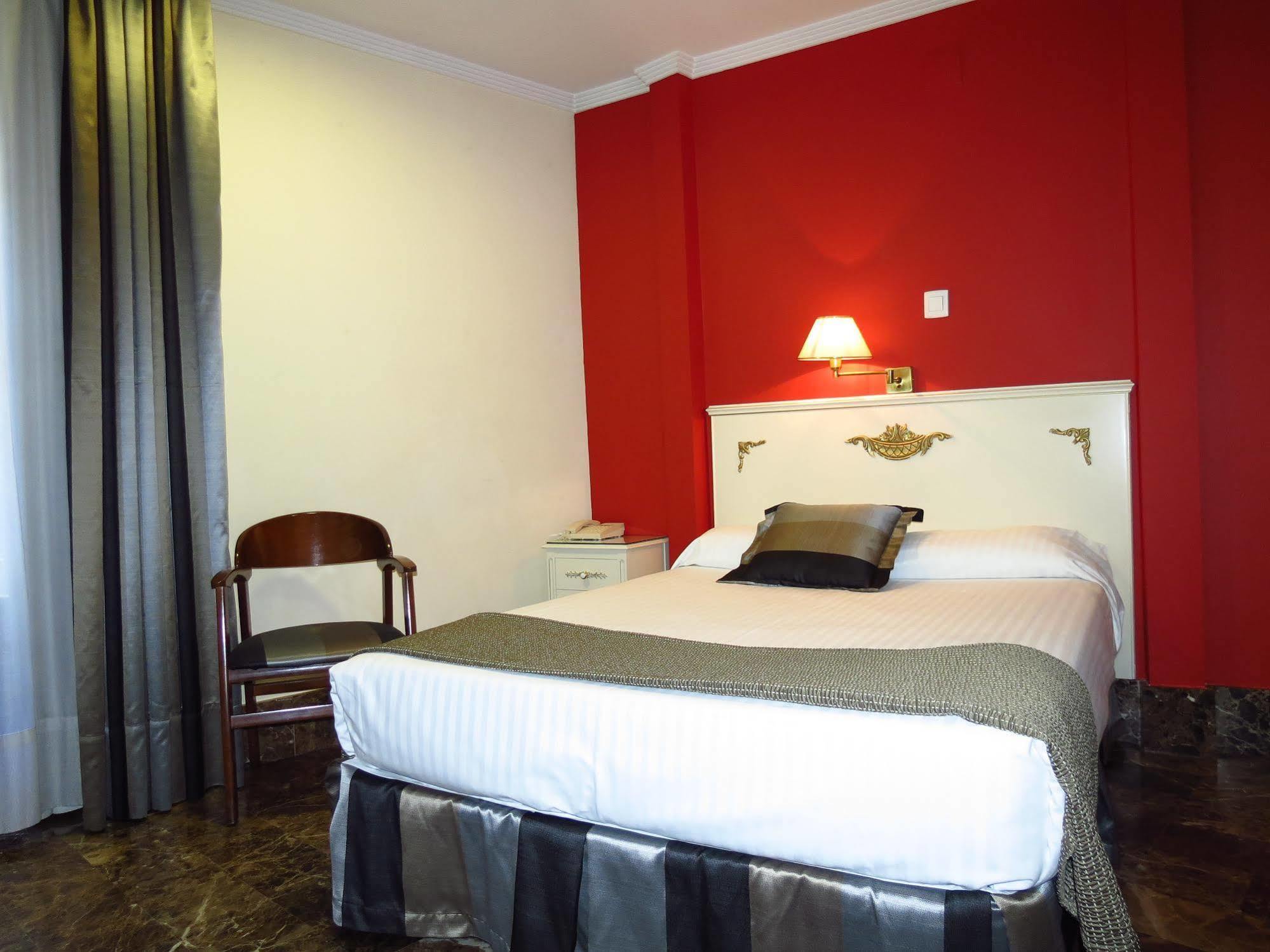 וייאדוליד Hotel Boutique Catedral חדר תמונה